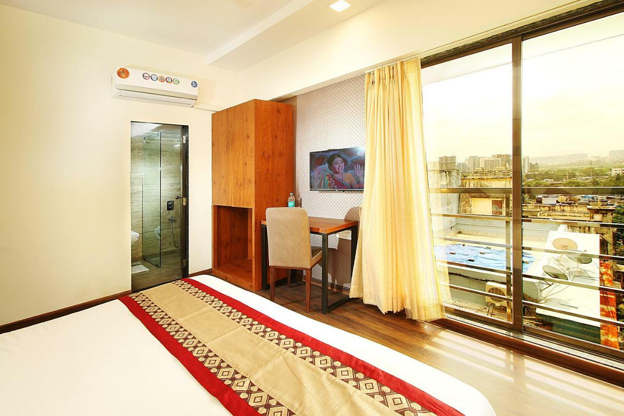 Mumbai House Luxury Apartments Santacruz East, Bombay Exterior foto