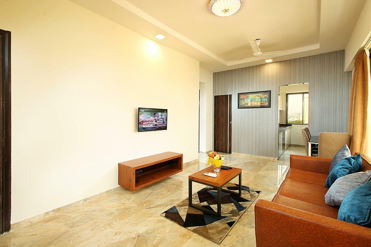 Mumbai House Luxury Apartments Santacruz East, Bombay Exterior foto
